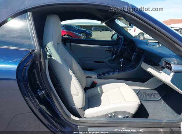 WP0CB2A91HS154877 2017 PORSCHE 911 Blue Вид салону спереду