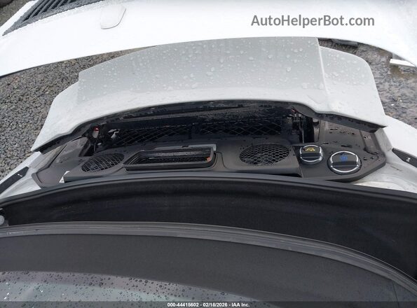 WP0CB2A93JS147239 2018 PORSCHE 911 White Widok z tyłu
