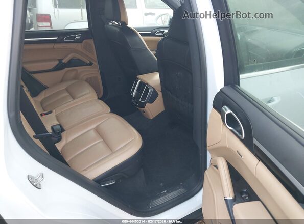 WP1AA2A23GLA09960 2016 PORSCHE CAYENNE Белый Вид наклейки с VIN-кодом