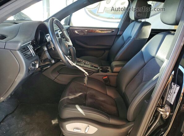 WP1AA2A50KLB08481 2019 PORSCHE MACAN Черный Вид салона спереди