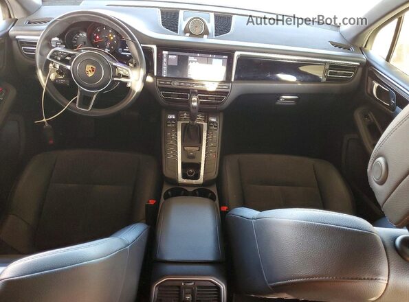 WP1AA2A50KLB08481 2019 PORSCHE MACAN Черный Вид панели приборов