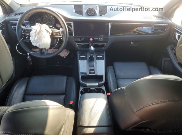 WP1AA2A50RLB18907 2024 PORSCHE MACAN Серый Вид панели приборов