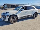 2024 Porsche Macan Base White vin: WP1AA2A52RLB13398