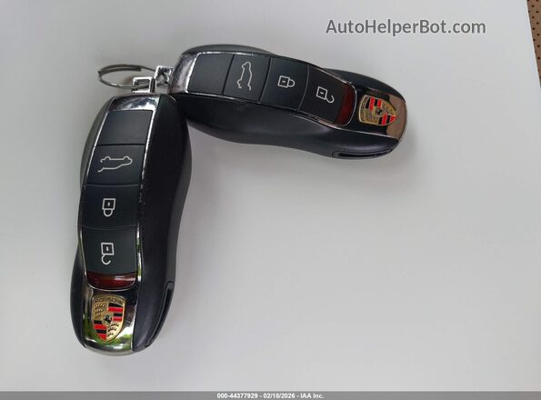 WP1AA2A55KLB05821 2019 PORSCHE MACAN Черный Вид панели приборов