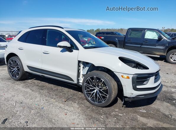 WP1AA2A55TLB04010 2026 PORSCHE MACAN Белый Панорамный вид салона 360°