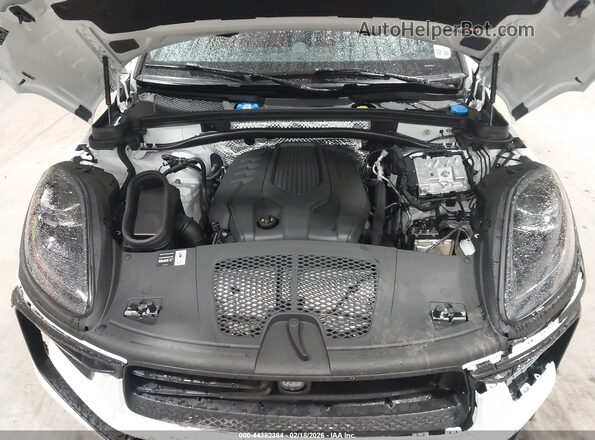 WP1AA2A56SLB13555 2025 PORSCHE MACAN White Widok z tyłu