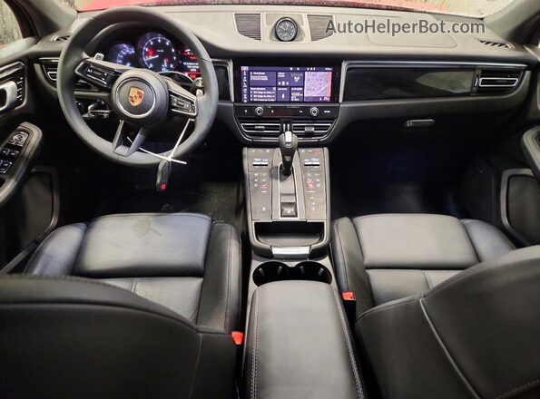WP1AA2A58SLB13749 2025 PORSCHE MACAN Красный Вид панели приборов