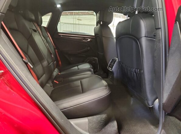WP1AA2A58SLB13749 2025 PORSCHE MACAN Красный Вид задней части салона
