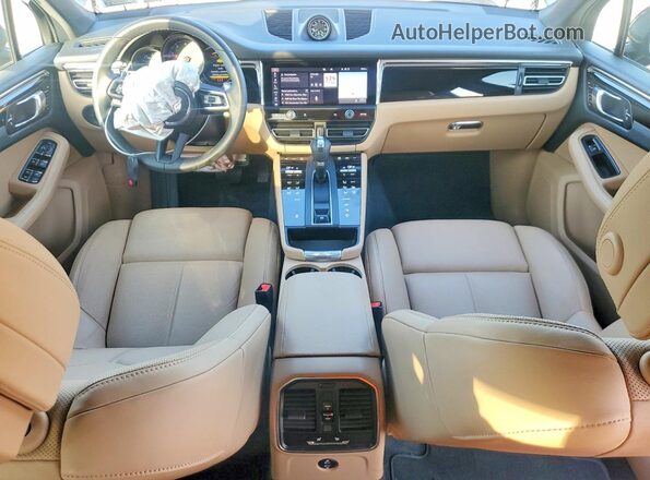 WP1AA2A5XSLB03837 2025 PORSCHE MACAN Черный Вид панели приборов