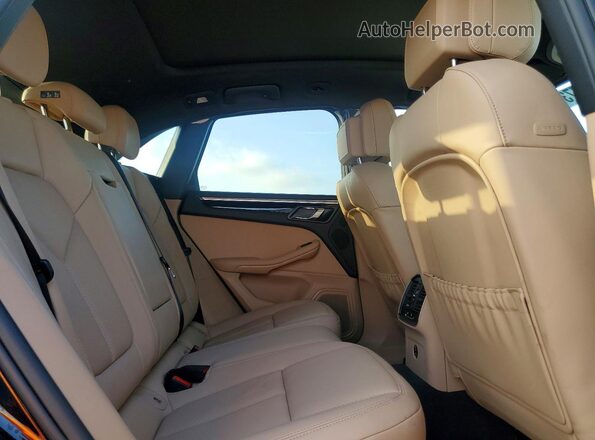 WP1AA2A5XSLB03837 2025 PORSCHE MACAN Черный Вид задней части салона