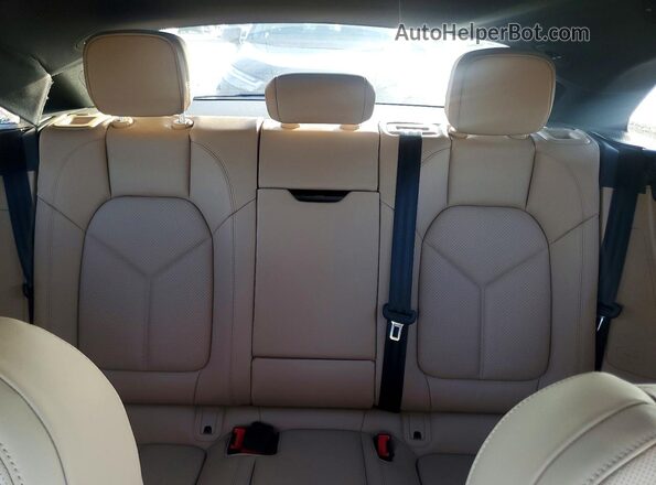 WP1AA2A5XSLB03837 2025 PORSCHE MACAN Черный Вид задних сидений