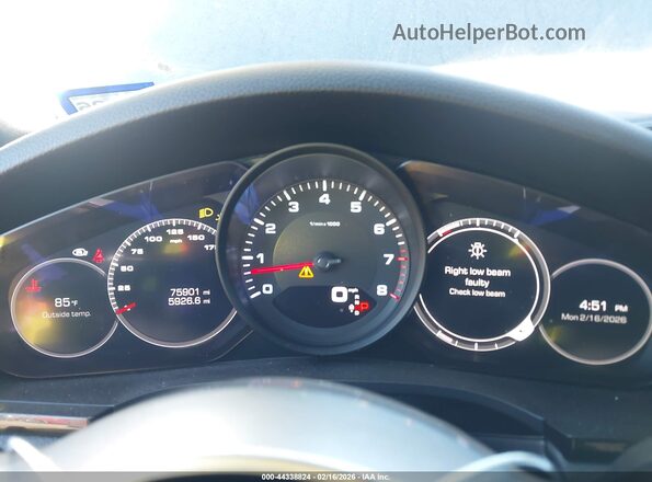 WP1AA2AY2KDA17460 2019 PORSCHE CAYENNE Черный Вид задних сидений
