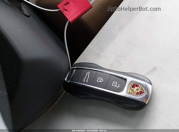WP1AA2AY2NDA07225 2022 PORSCHE CAYENNE Белый Вид панели приборов
