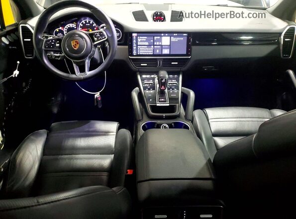 WP1AA2AY3LDA02192 2020 PORSCHE CAYENNE Черный Вид панели приборов