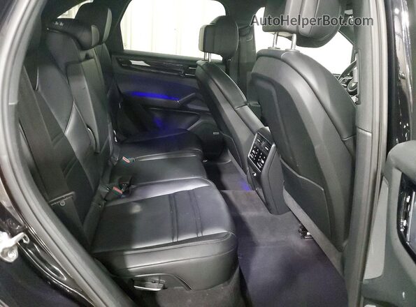 WP1AA2AY3LDA02192 2020 PORSCHE CAYENNE Черный Вид задней части салона