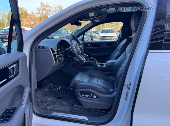 WP1AA2AY7KDA07037 2019 PORSCHE CAYENNE Белый Вид щитка приборов