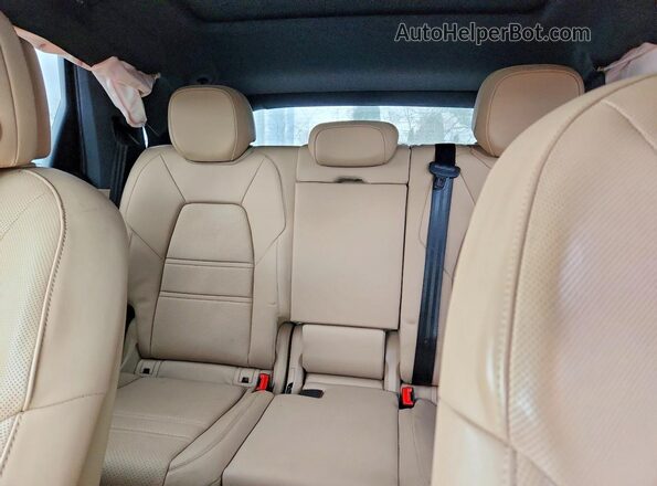 WP1AA2AY8PDA10505 2023 PORSCHE CAYENNE Blue Rear seats view