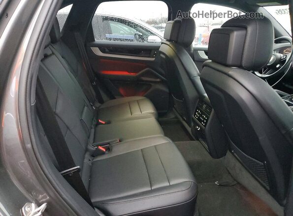 WP1AA2AY9RDA13612 2024 PORSCHE CAYENNE Charcoal Vista interior trasera