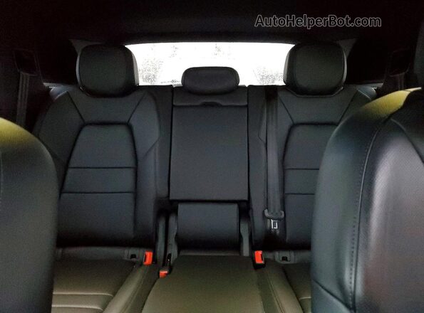 WP1AA2AY9RDA13612 2024 PORSCHE CAYENNE Charcoal Vista de los asientos traseros
