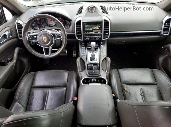 WP1AB2A2XGLA96799 2016 PORSCHE CAYENNE Черный Вид панели приборов