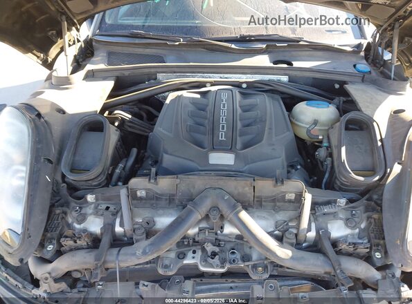 WP1AB2A51GLB54065 2016 PORSCHE MACAN Черный Вид сзади
