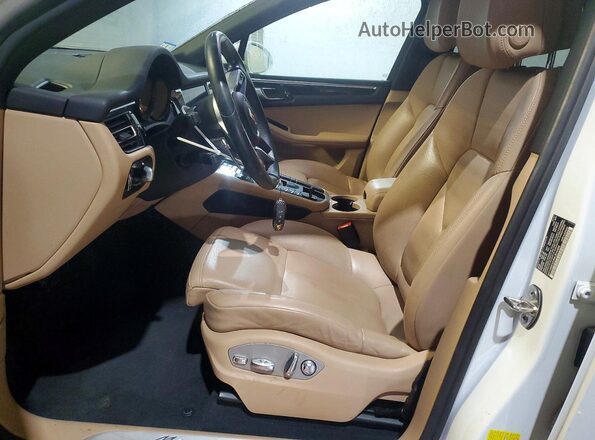 WP1AB2A53MLB34458 2021 PORSCHE MACAN White Widok wnętrza z przodu