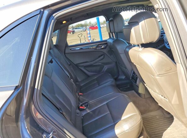 WP1AB2A58GLB43984 2016 PORSCHE MACAN Серый Вид задней части салона