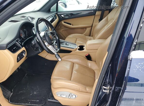 WP1AB2A58HLB13658 2017 PORSCHE MACAN Синий Вид салона спереди