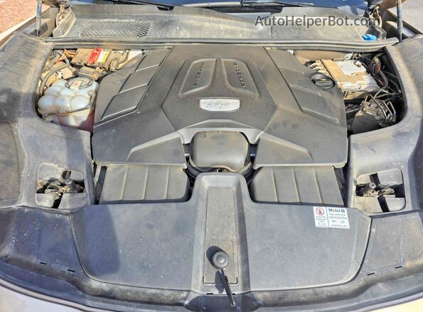 WP1AB2AY1KDA60930 2019 PORSCHE CAYENNE Золотой Вид панели приборов