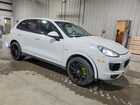 2017 Porsche Cayenne Se Hybrid Platinum White vin: WP1AE2A27HLA72470