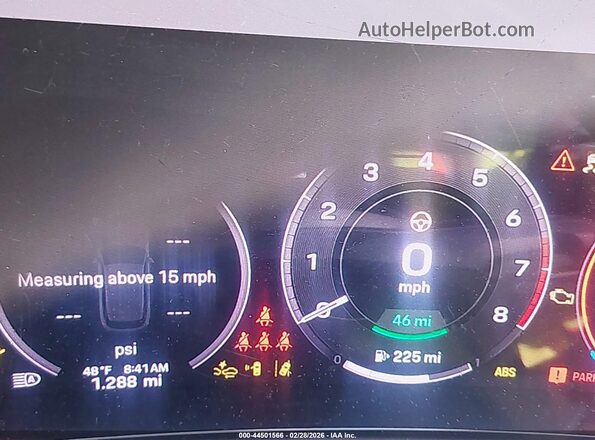 WP1AE2AY9TDA10639 2026 PORSCHE CAYENNE Red Widok tylnych siedzeń