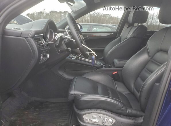 WP1AF2A55SLB50209 2025 PORSCHE MACAN Синий Вид салона спереди