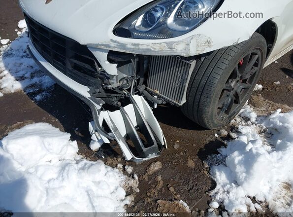 WP1AF2A56JLB70659 2018 PORSCHE MACAN Белый Вид спереди