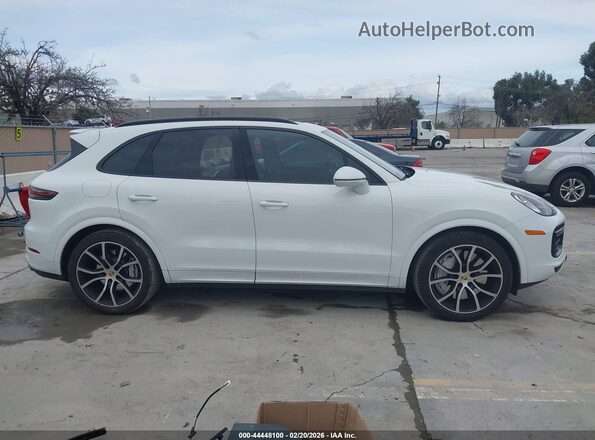 WP1AF2AY9KDA80055 2019 PORSCHE CAYENNE White Widok wnętrza 360 stopni