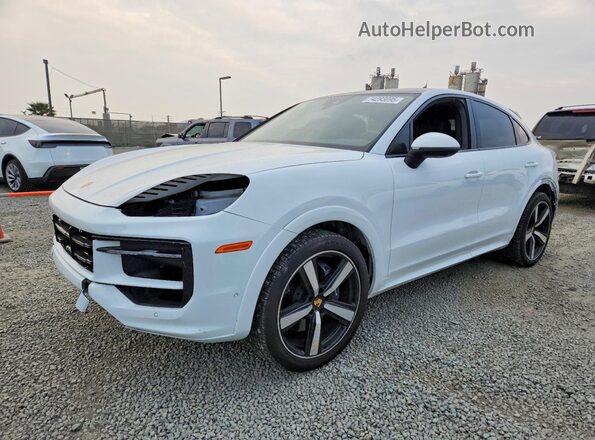 WP1BA2AY5RDA51083 2024 PORSCHE CAYENNE Белый Передняя левая четверть