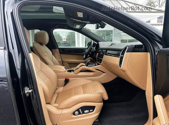 WP1BA2AY6LDA48233 2020 PORSCHE CAYENNE Синий Вид спереди