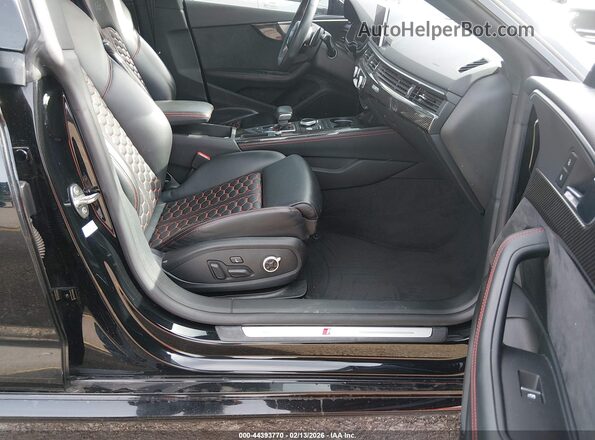 WUABWCF58KA902343 2019 AUDI RS5 Черный Вид салона спереди