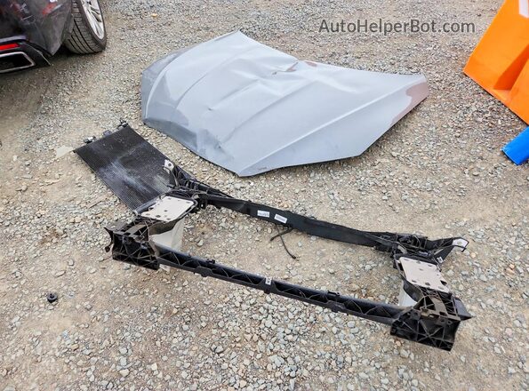 WUAPWAF5XKA904038 2019 AUDI RS5 Gray Widok komory silnika