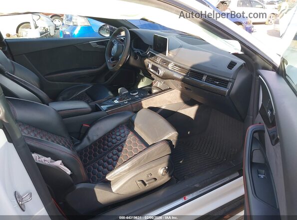 WUARWAF57JA905056 2018 AUDI RS5 Белый Вид салона спереди