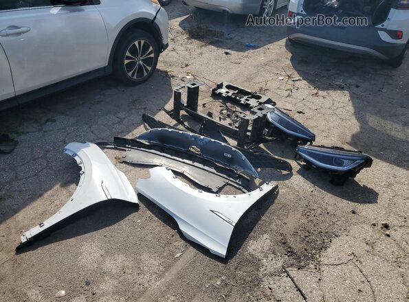 WVGDMPE21MP020324 2021 VOLKSWAGEN ID.4 White Widok naklejki z numerem VIN