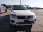 2017 Volkswagen Touareg V6 Sport Белый vin: WVGEF7BP0HD001110