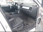 2017 Volkswagen Touareg V6 Sport Белый vin: WVGEF7BP0HD005299