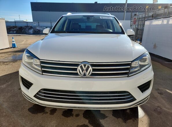 WVGEF7BP8HD001971 2017 VOLKSWAGEN TOUAREG Белый 