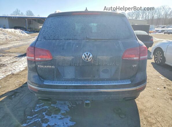WVGEF9BP0GD010318 2016 VOLKSWAGEN TOUAREG Черный Вид сзади