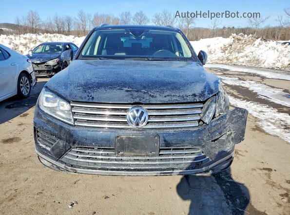 WVGEF9BP0GD010318 2016 VOLKSWAGEN TOUAREG Черный Вид спереди