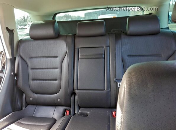 WVGEF9BP3GD002424 2016 VOLKSWAGEN TOUAREG Черный Вид задних сидений