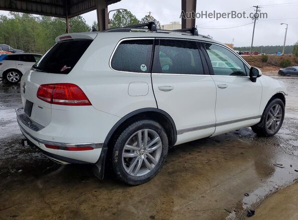 WVGEP9BP3GD000542 2016 VOLKSWAGEN TOUAREG Белый Задняя правая четверть