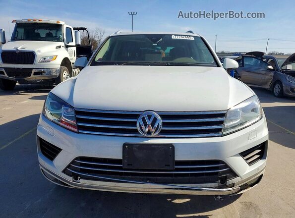 WVGGF7BP4HD006738 2017 VOLKSWAGEN TOUAREG Белый Вид спереди