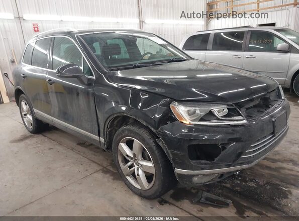WVGRF7BP8HD006167 2017 VOLKSWAGEN TOUAREG Черный Передняя правая четверть