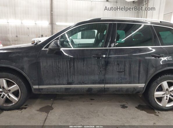 WVGRF7BP8HD006167 2017 VOLKSWAGEN TOUAREG Черный 